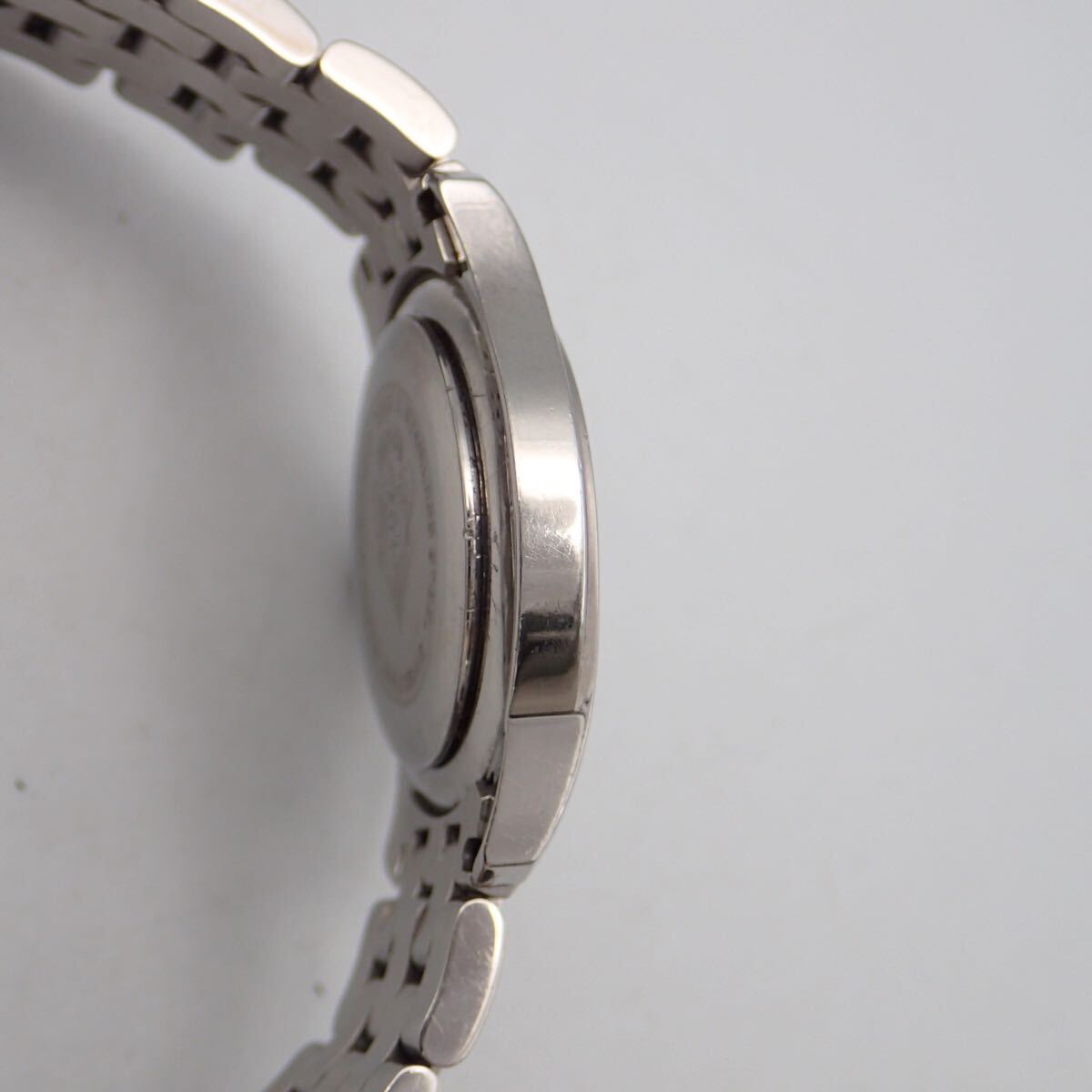 お09280 グッチ GUCCI 5500L レディース ウォッチ クオーツ SS 黒文字盤 デイト 箱付 スイス製 Cランク_画像7