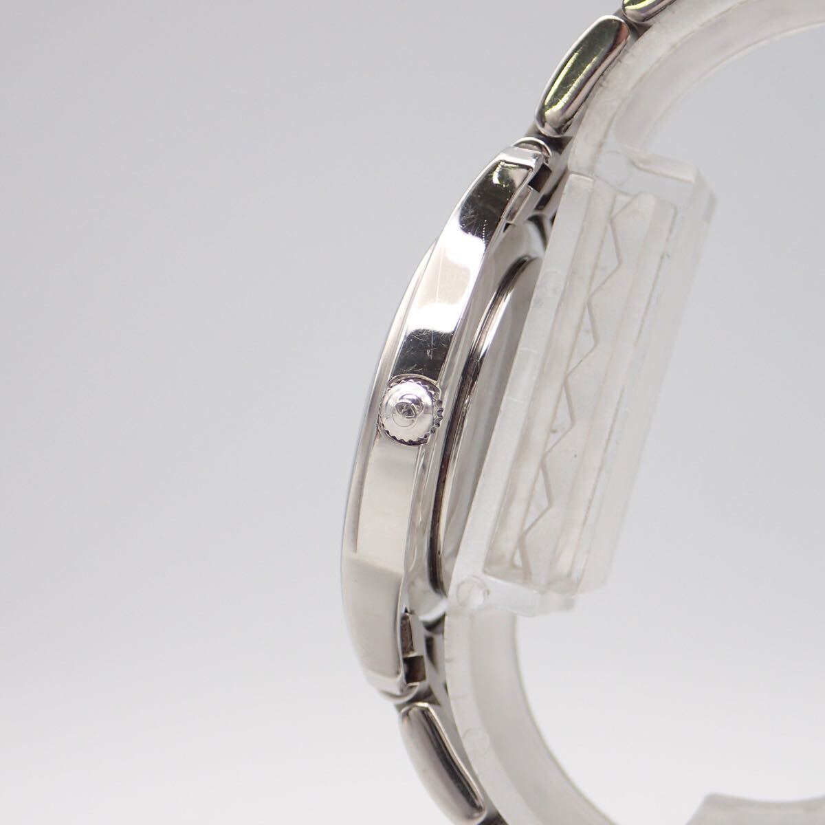 お09083/GUCCI グッチ/クオーツ/レディース腕時計/ローマン/文字盤 ブラック/5500L_画像5