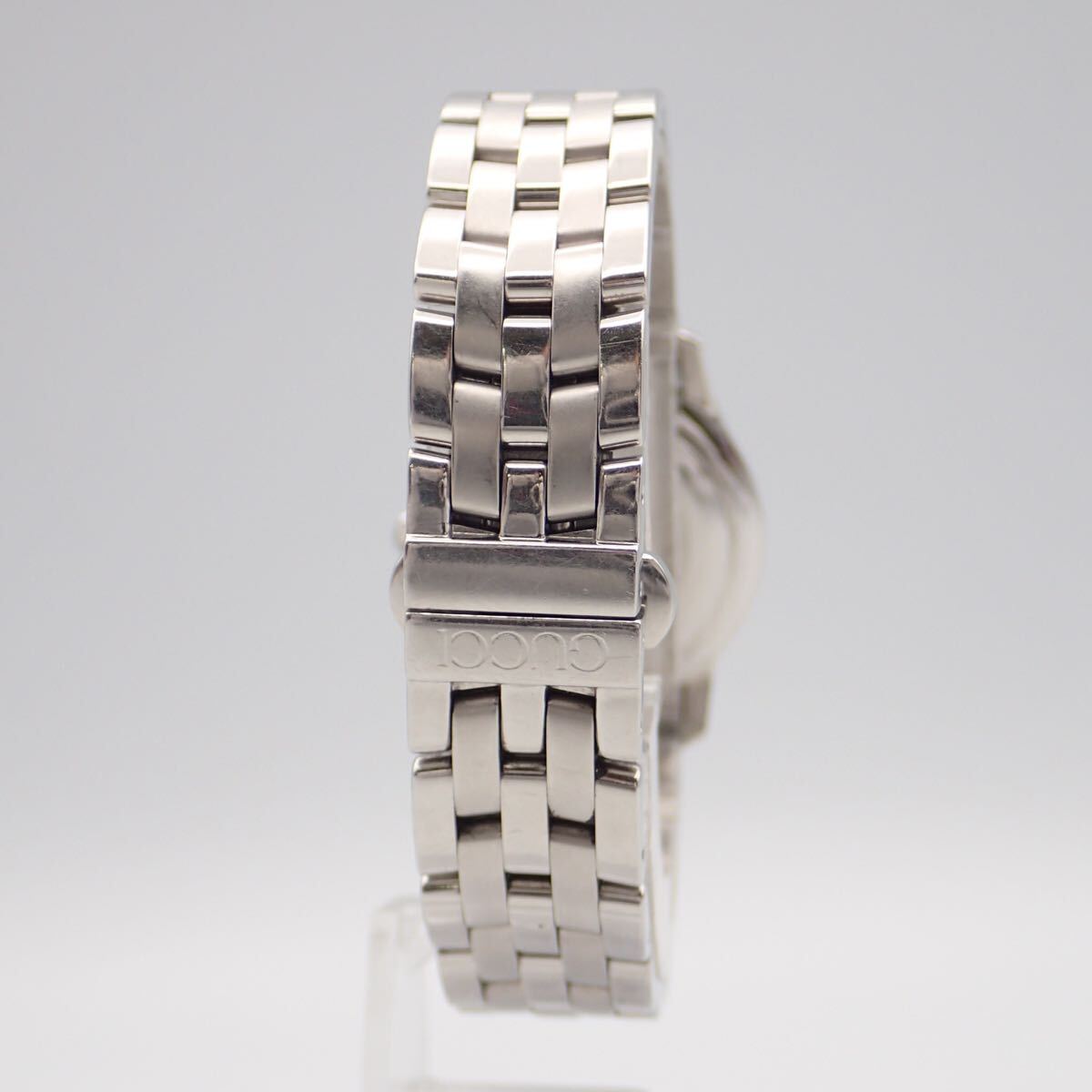 お09083/GUCCI グッチ/クオーツ/レディース腕時計/ローマン/文字盤 ブラック/5500L_画像7