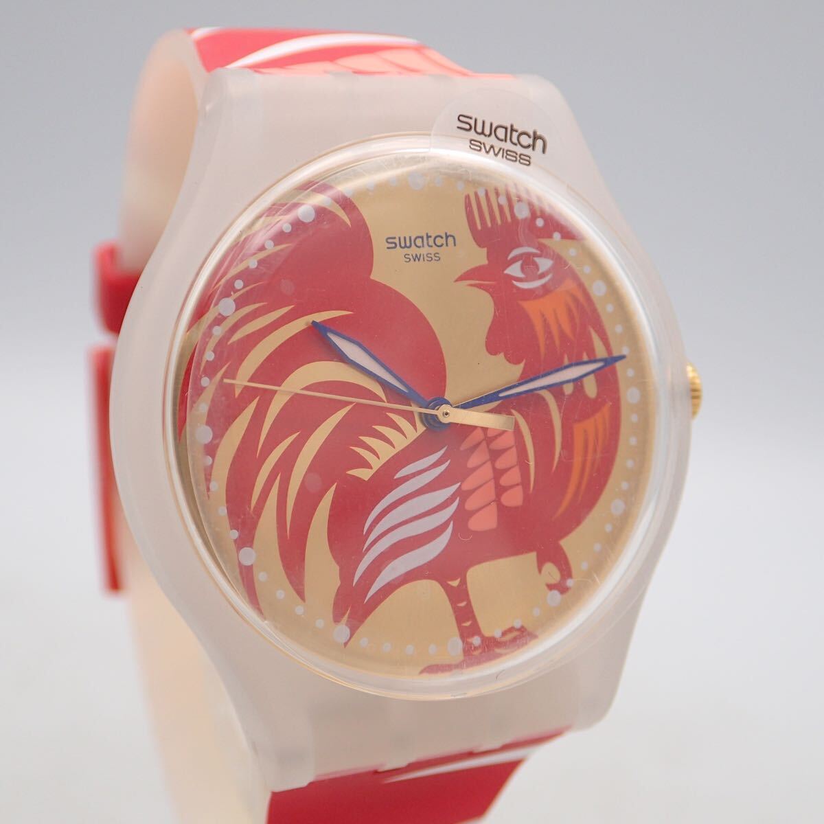 お08254【極美品】swatch　スウォッチ/ロッキングルースター/クオーツ/腕時計/干支モデル/酉 鶏/文字盤 ゴールド/箱・付属品付_画像4