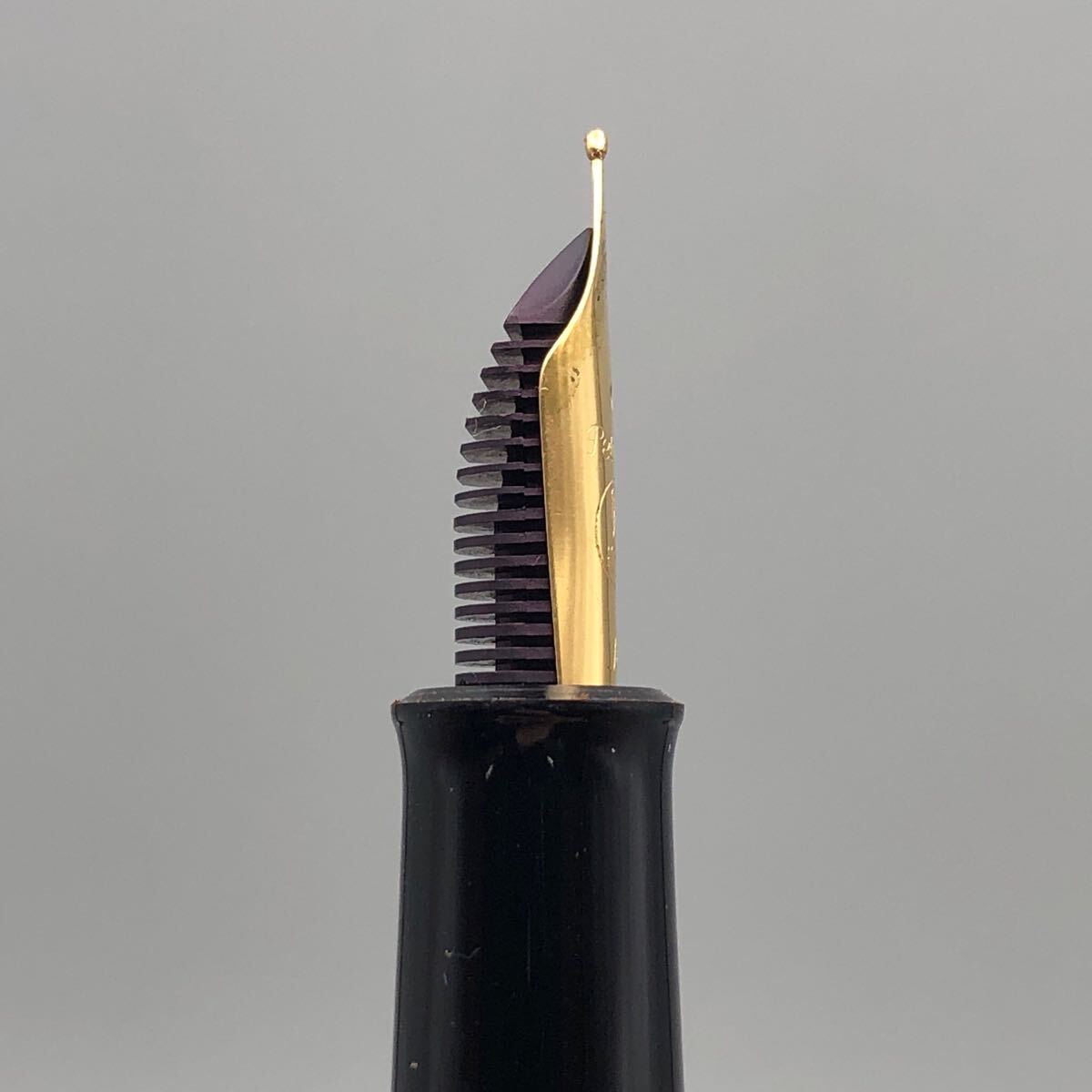 ★F09148 Pelikan ペリカン スーベレーン M400 万年筆 M中字 緑縞 グリーン 筆記具_画像8