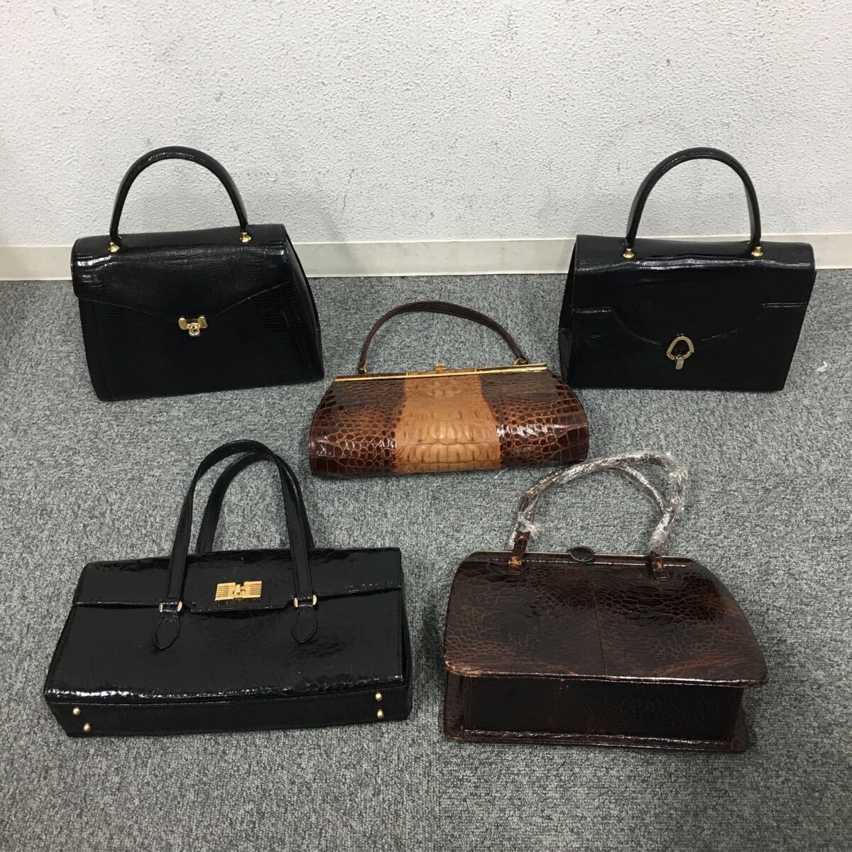 ★F09256【計(jì)15點(diǎn)】クロコダイル パイソン リザード エキゾチックレザー バッグ 財(cái)布 大量まとめ ジャンク 現(xiàn)狀品 爬蟲類 