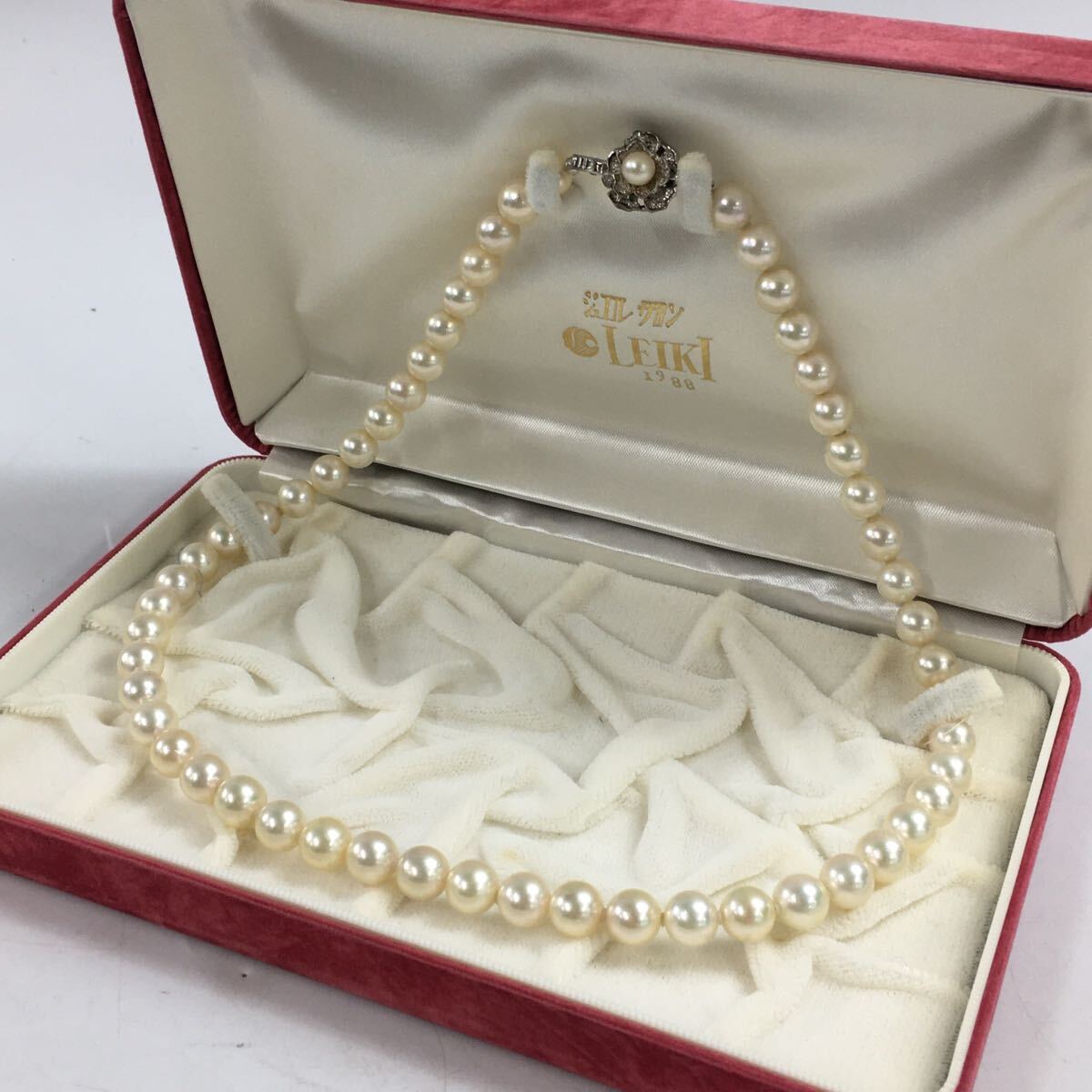 ★岡10053 本真珠 ネックレス SILVER留め具 約8mm 46個 冠婚葬祭 フォーマル アクセサリー ジュエリー_画像1