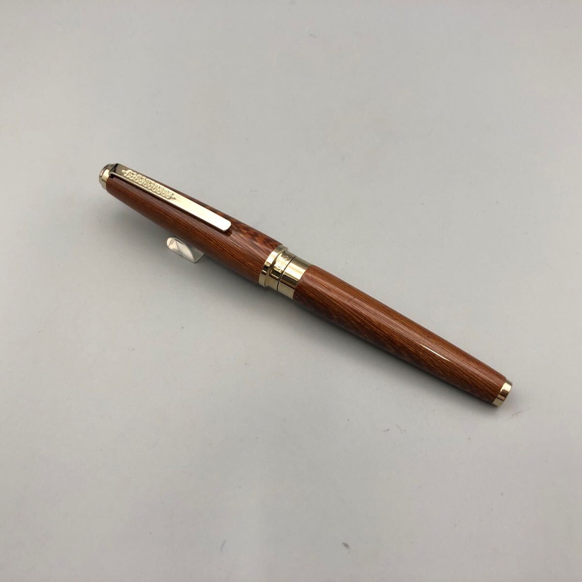 ★F10050 セーラー 萬年筆 SAILOR 18K 彫金 木軸 ウッド ゴールド 極太 ペン