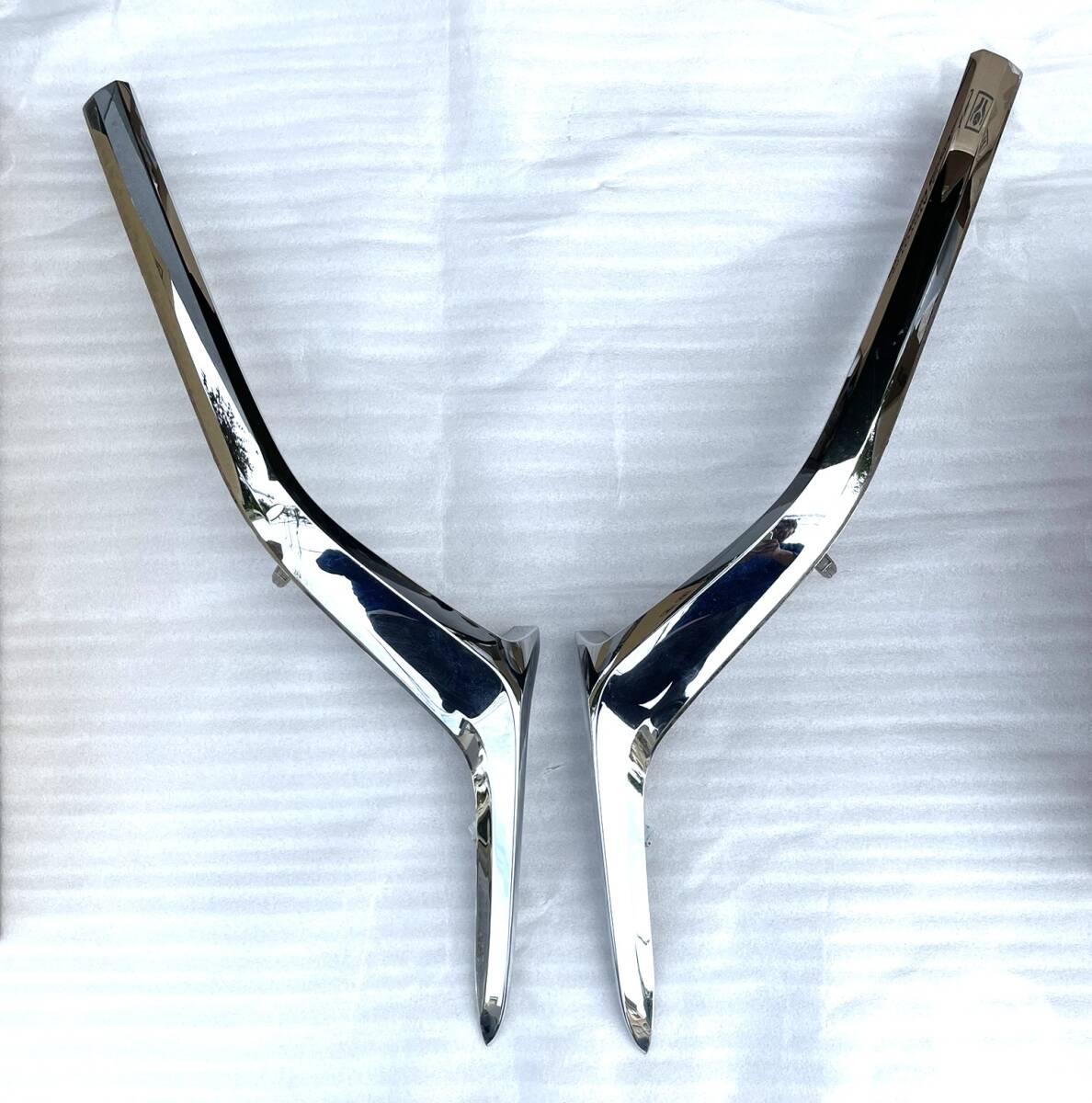 CX-5 KFEP KF2P KF5P 純正 左右フロントグリルガーニッシュ RH KB8A-507J1 KFYT-507J1_画像1