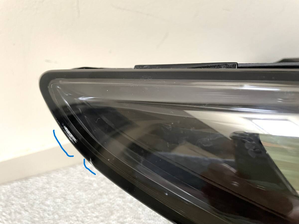 マツダ3 MAZDA3 純正LED右ヘッドライト KOITO 100-8N008 識別 1Fの画像4