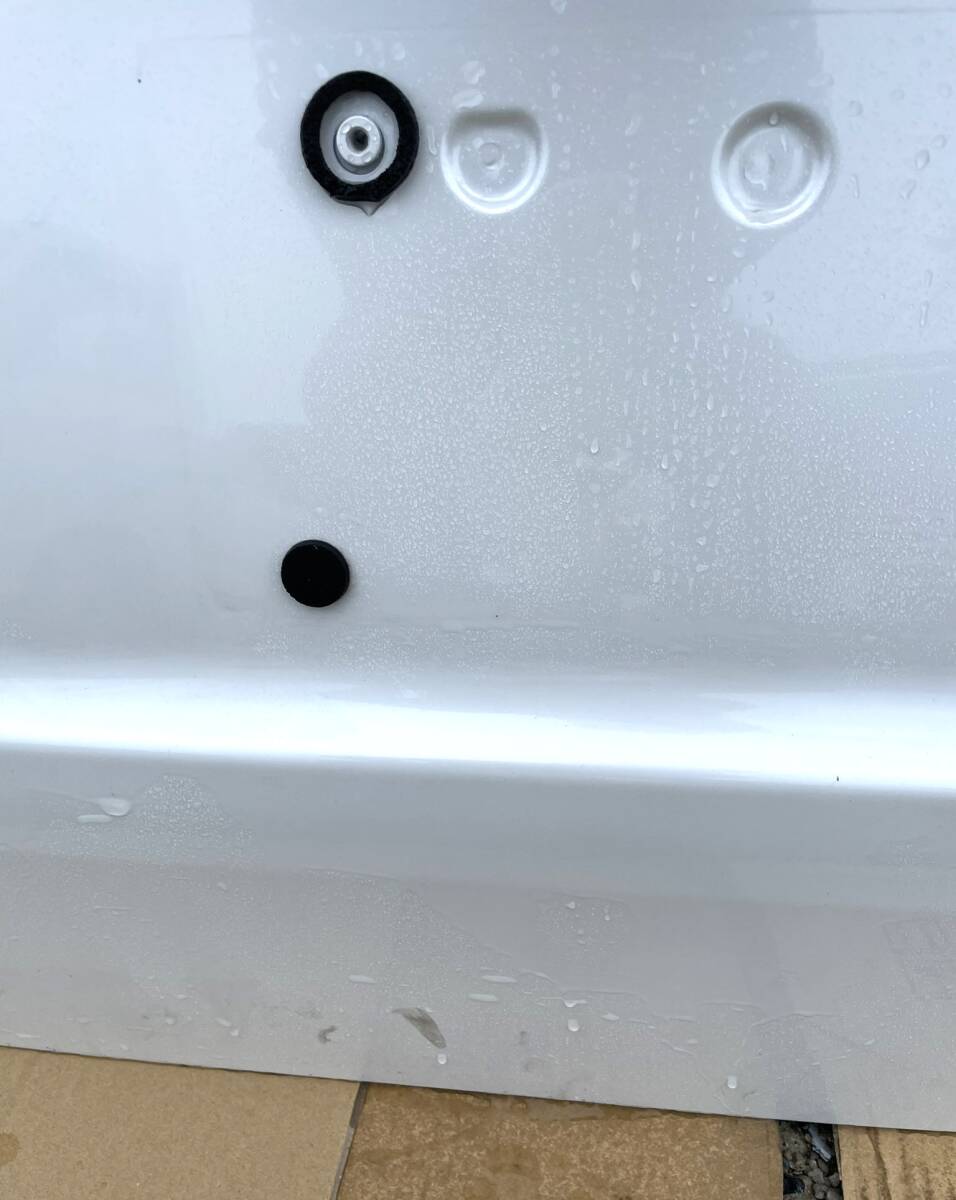 ハイエース TRH200系/KDH200系/GDH200系 リアゲート_画像4