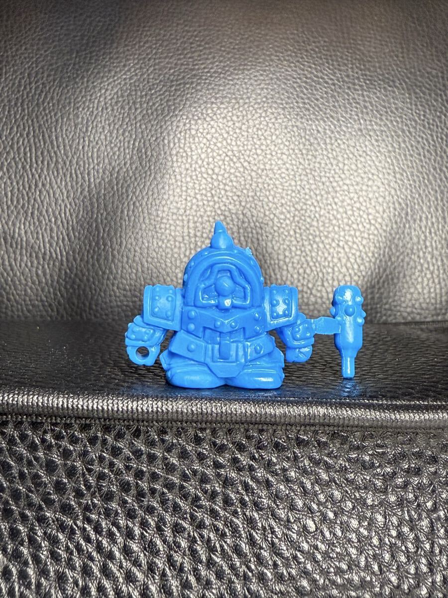 217 未切り【戦士アッシマー】【伝説の巨人】【青色】ガン消し ガシャポン戦士SD ガンダム 外伝 SDガンダム_画像1