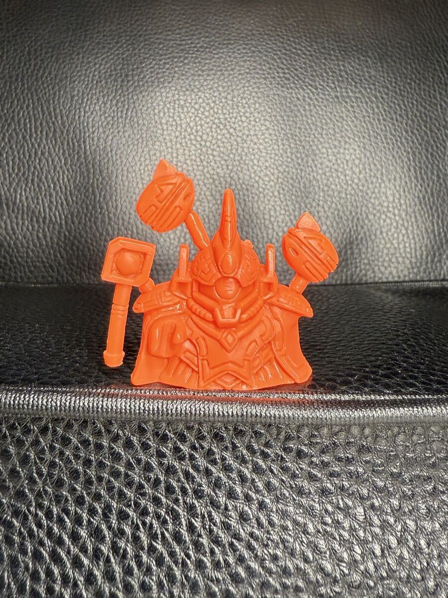 238 未切り【魔道士ゲーマルク】【光の騎士】【橙色】ガン消し ガシャポン戦士SD ガンダム 外伝 SDガンダム_画像1