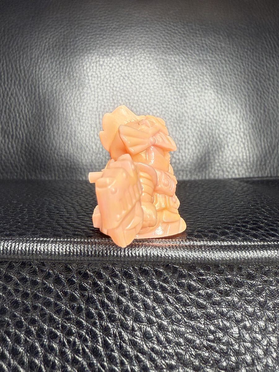 247 未切り【騎士ガンダム】【伝説の巨人】【肌色】ガン消し ガシャポン戦士SD ガンダム 外伝 SDガンダム_画像4