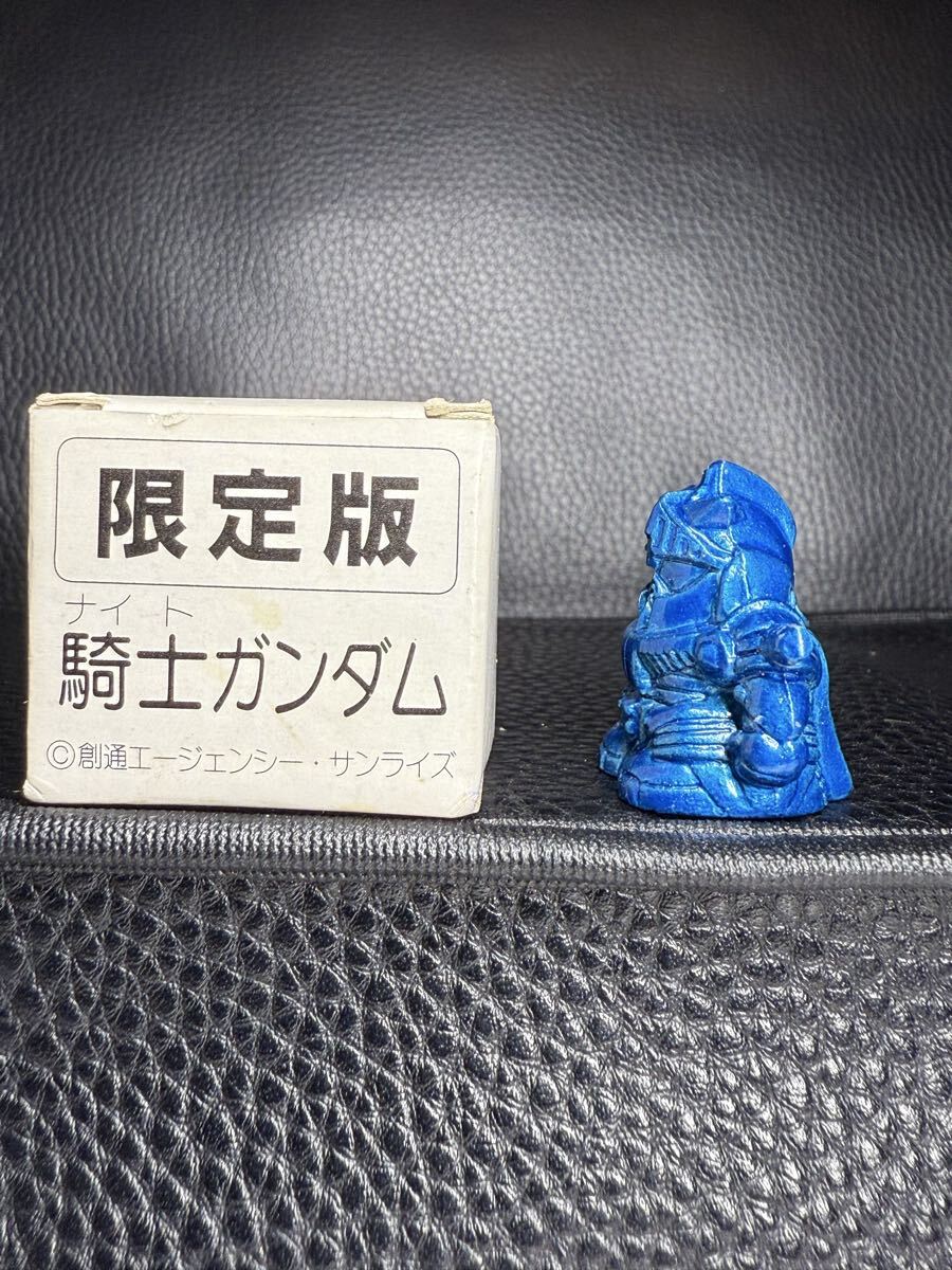 250-2 未切り【限定ダイキャスト騎士ガンダム】【ラクロアの勇者】【青色】ガン消し ガシャポン戦士SD ガンダム 外伝 SDガンダム_画像2