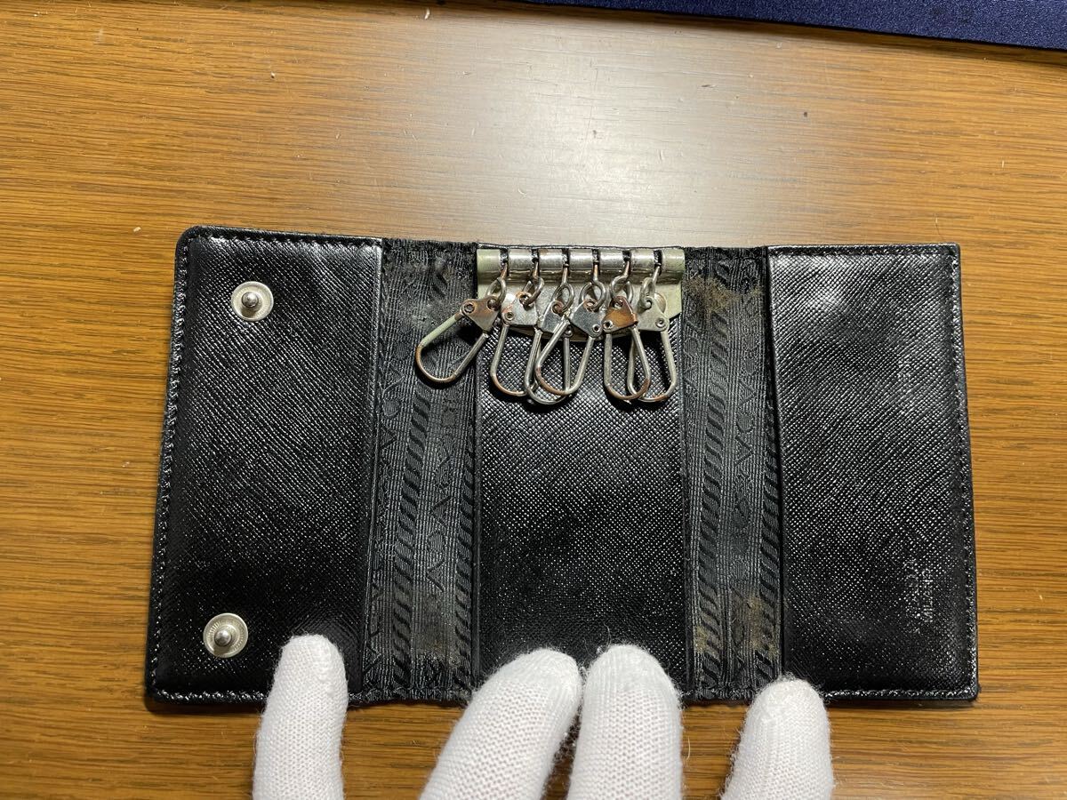 【中古・保管品 】キーケース　PRADA プラダ 三角ロゴ ナイロン ブラック ６連 黒 prada_画像4