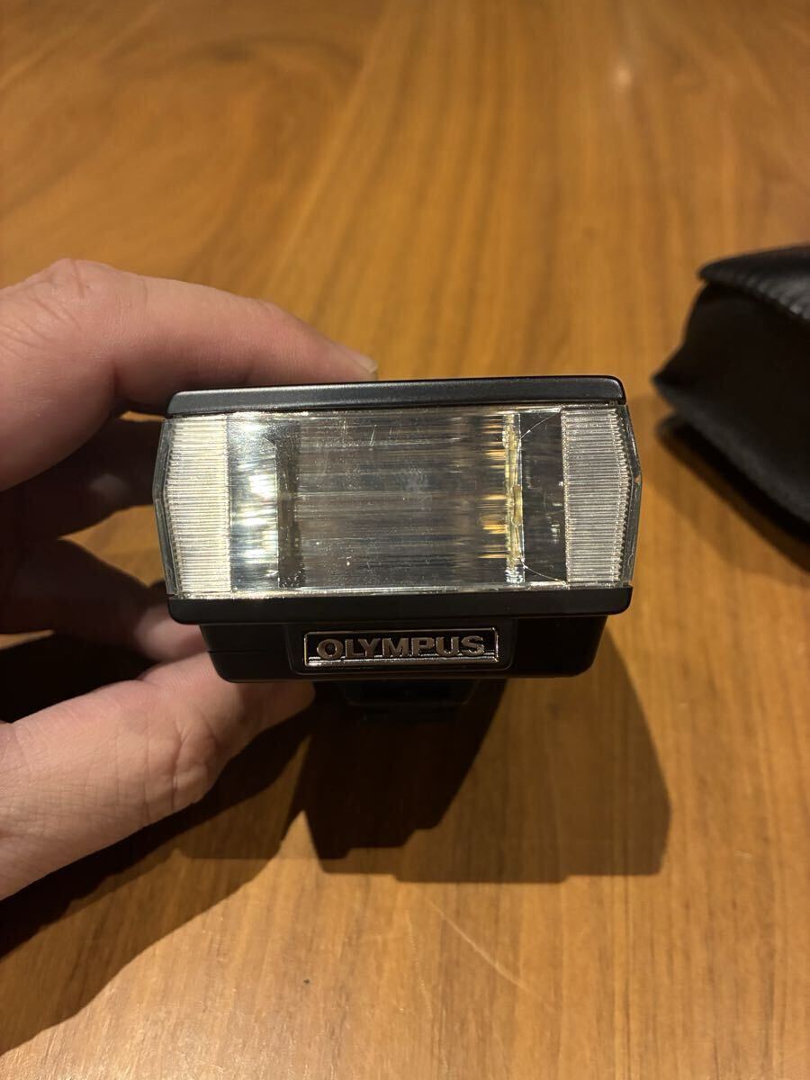 オリンパス　OLYMPUS ストロボ　フラッシュ　electronic flash t20 ジャンク品_画像1
