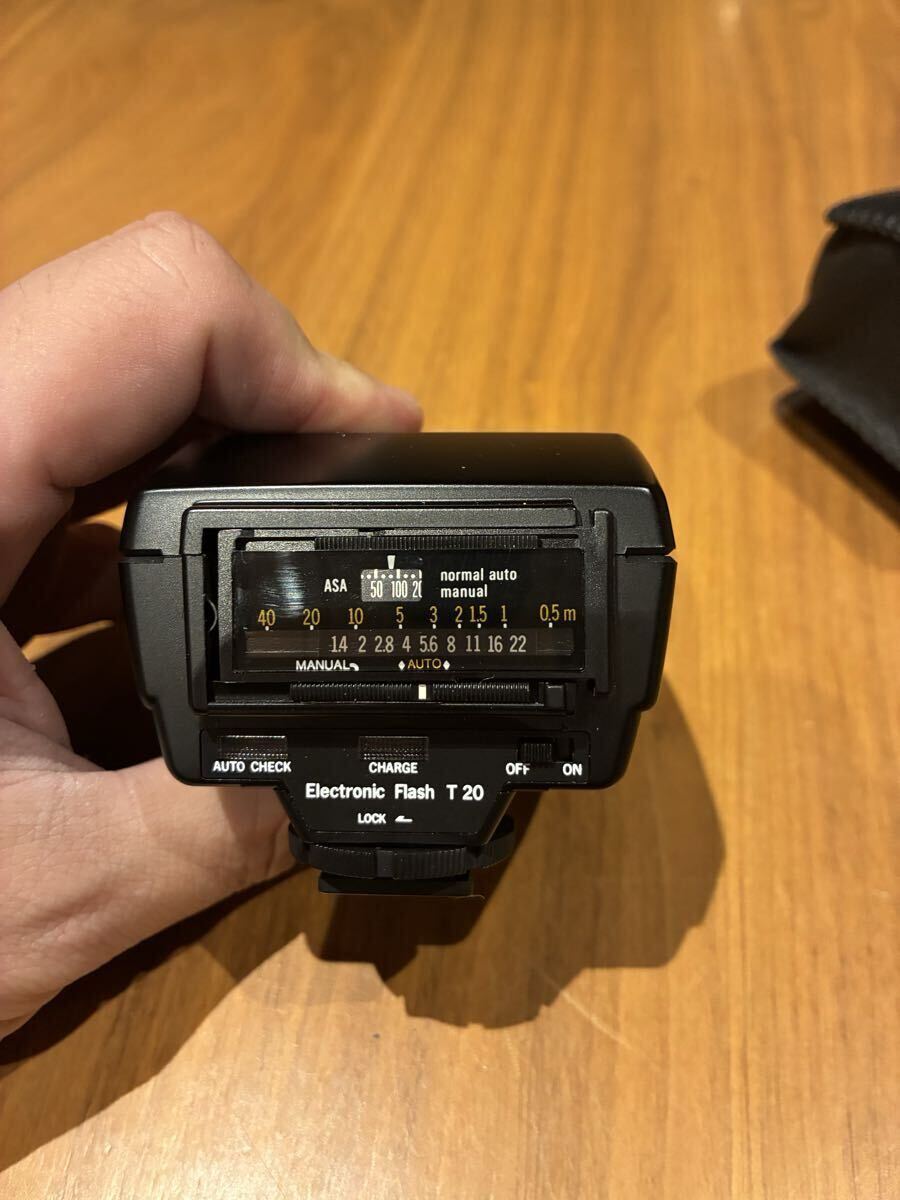 オリンパス　OLYMPUS ストロボ　フラッシュ　electronic flash t20 ジャンク品_画像2