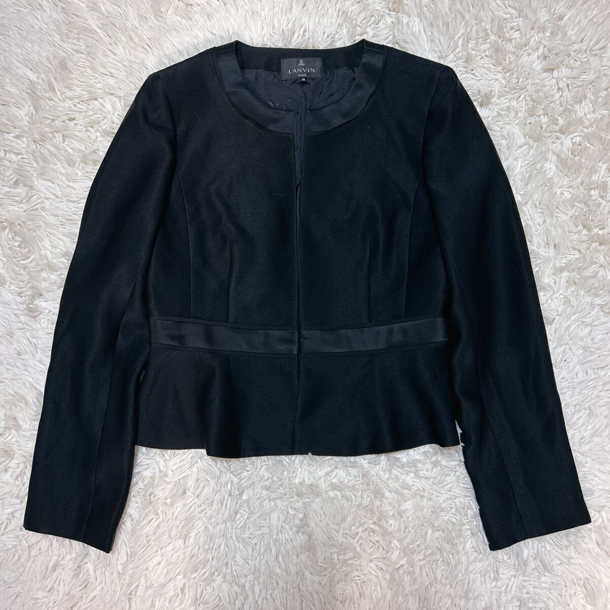 東京ソワール ランバンノワール LANVIN NOIR ノーカラー ブラックフォーマルジャケット 38 冠婚葬祭 礼服 喪服 裾ペプラム_画像1
