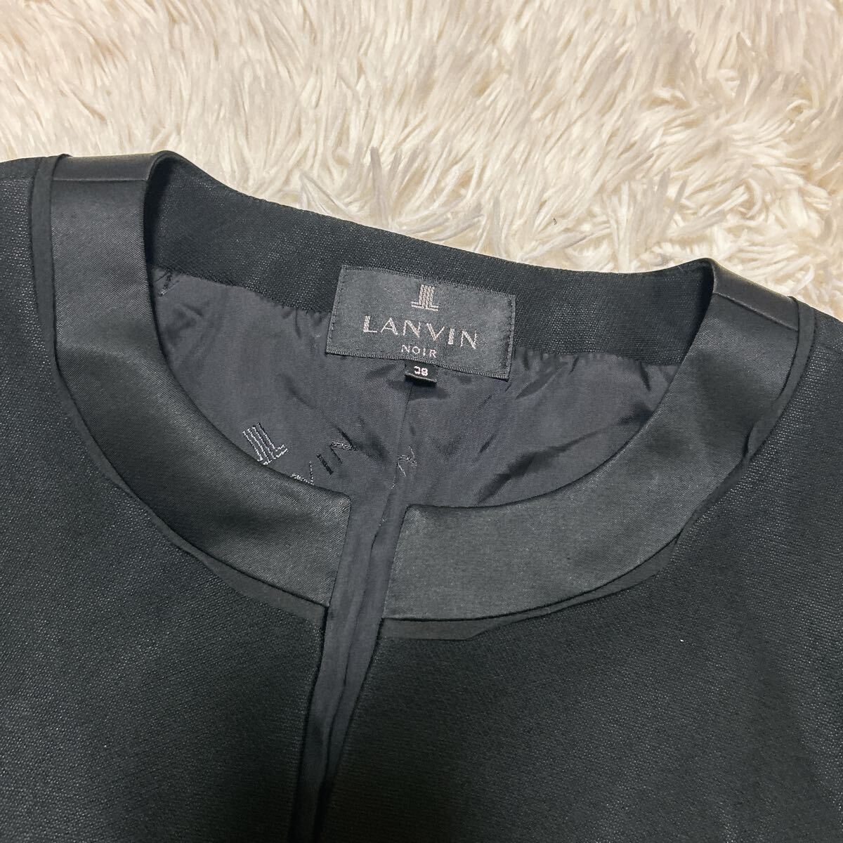 東京ソワール ランバンノワール LANVIN NOIR ノーカラー ブラックフォーマルジャケット 38 冠婚葬祭 礼服 喪服 裾ペプラム_画像2