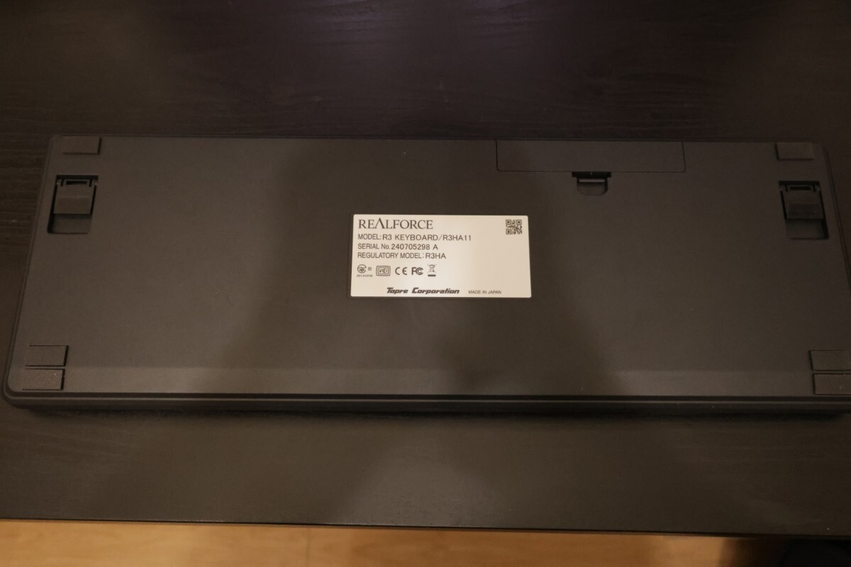 中古品 東プレ REALFORCE R3 R3HA11 キーボード ブラック テンキー付き 静音 45gキー_画像2