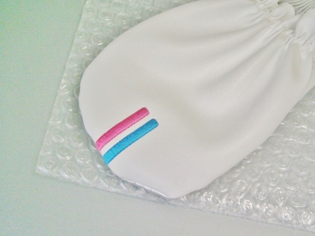 送料込み　未使用　ＸＸＩＯ　ゼクシオ　１２　レディース　斜めストライプ　白ピンク水色　７Ｗ用　ヘッドカバー_画像6