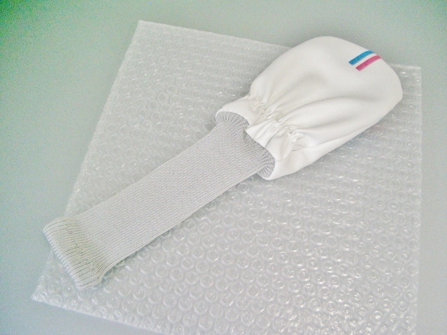 送料込み　未使用　ＸＸＩＯ　ゼクシオ　１２　レディース　斜めストライプ　白ピンク水色　７Ｗ用　ヘッドカバー_画像7