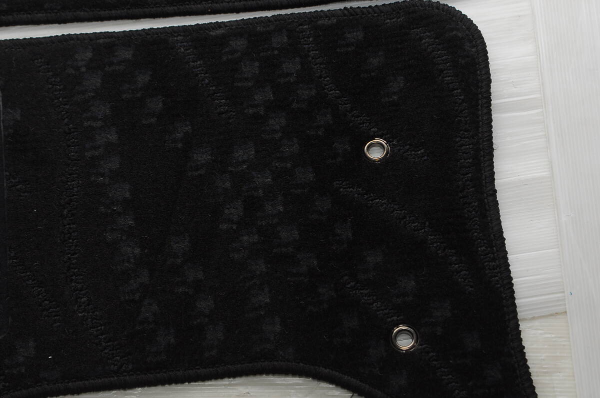 [MBL17]新品 未使用品 MAZDA ROADSTER NC系 マツダ ロードスター CBA-NCEC フロアマット 協和マット 黒 ブラック 運転席 助手席_画像5