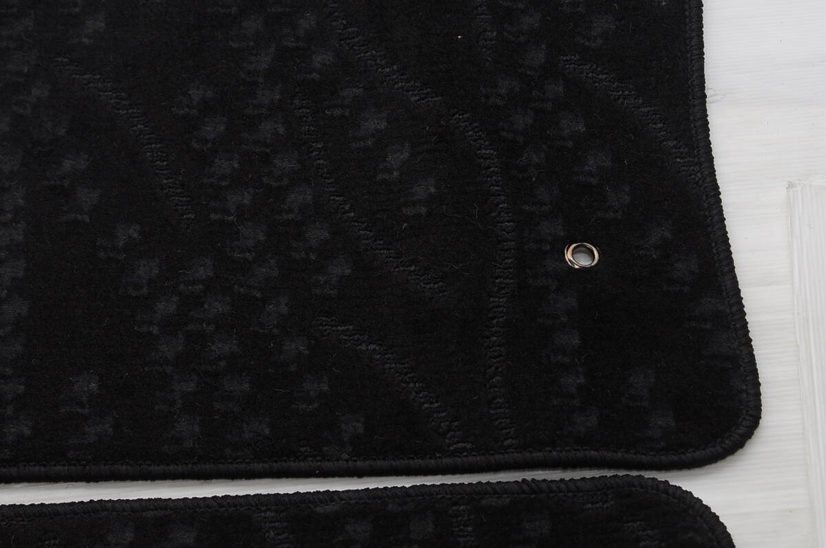 [MBL17]新品 未使用品 MAZDA ROADSTER NC系 マツダ ロードスター CBA-NCEC フロアマット 協和マット 黒 ブラック 運転席 助手席_画像8