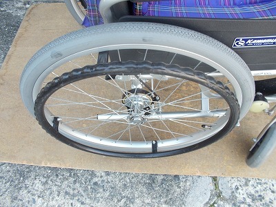 送料無料（一部地域を除く）KAWAMURA　カワムラサイクル　多機能簡易モジュール車いす 　KA822B　TS-25-1029-07_画像6