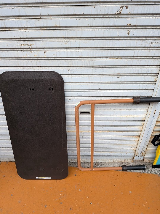 送料無料（一部地域を除く）　立ち上がり補助　介護商品　モルテンルーツ　ロングタイプ　MNTPLBR KM-25-1002-08_画像1