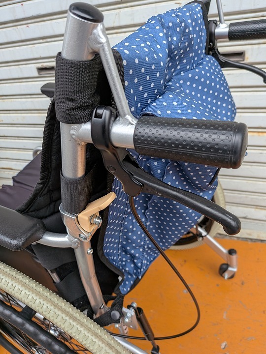 送料無料（一部地域を除く） レッグサポート代用品 日進医療器 ウルトラシリーズ 多機能型モジュール6輪自走用 NA-U6 KM-25-1021-11の画像6