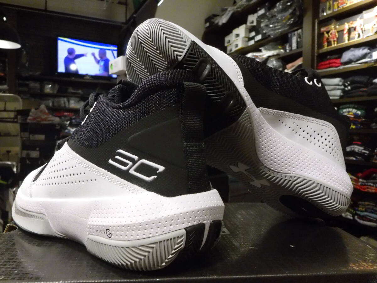 送料込 新品 ステフィン カリー 専用モデル カリー３ＺＥＲＯ４ 白黒 カラー 100%本物 正規品 25cm_画像4