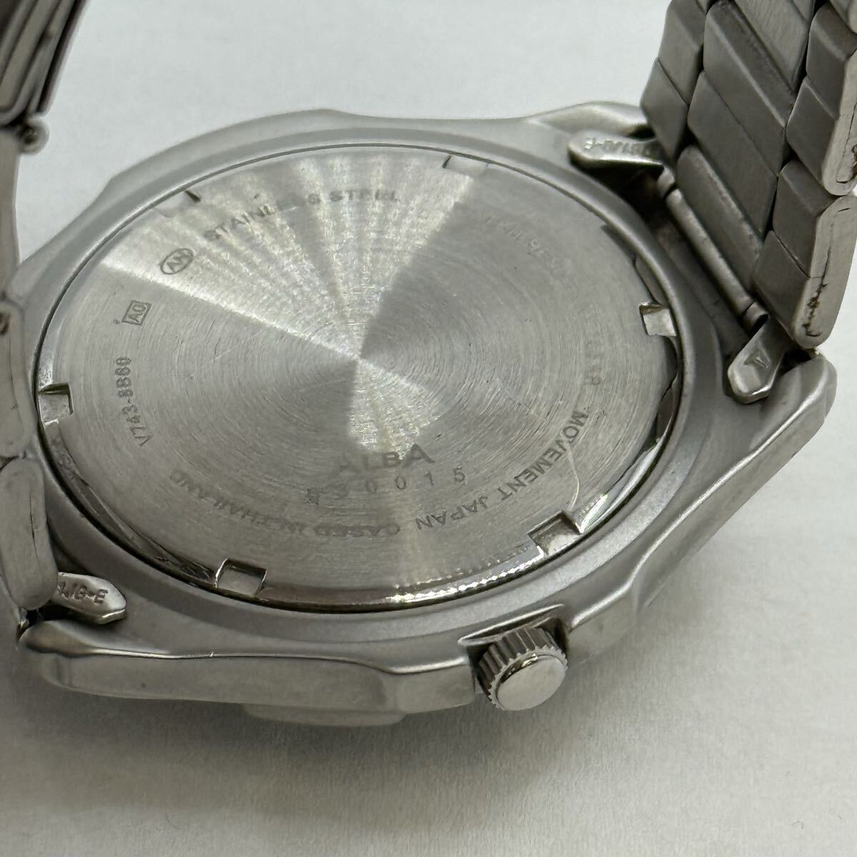 H10 ALBA QUARTZ アルバ クォーツ ラウンド 腕時計 メンズ レディース 3針 デイデイト V743-8860 ※説明必読 ※直接引取無_画像7