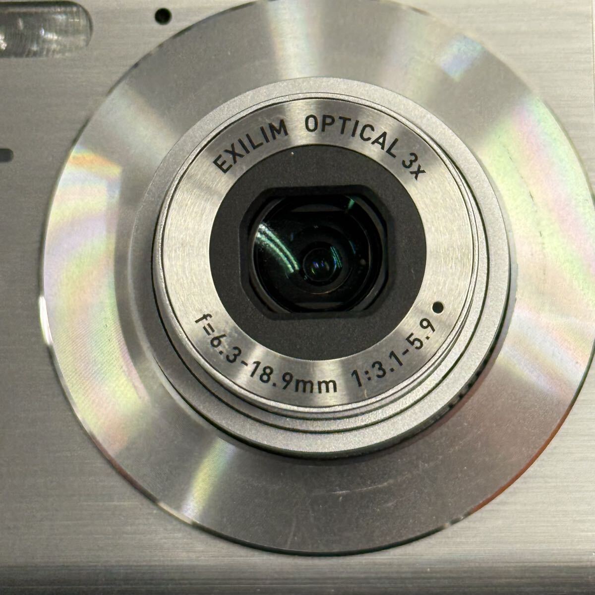 H10【1円〜スタート!通電確認済 説明必読 直接引取無】カシオ CASIO EXILIM EX-Z60 デジカメ コンパクトデジタルカメラ バッテリー付き_画像3