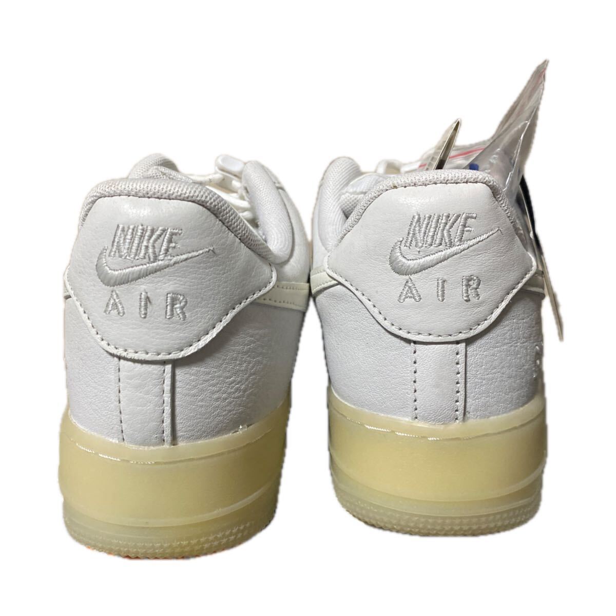 AIR FORCE 1 GORE-TEX SUMMER SHOWER DJ7968-100 （ホワイト/ホワイト/ホワイト/ハイパーロイヤル）_画像3