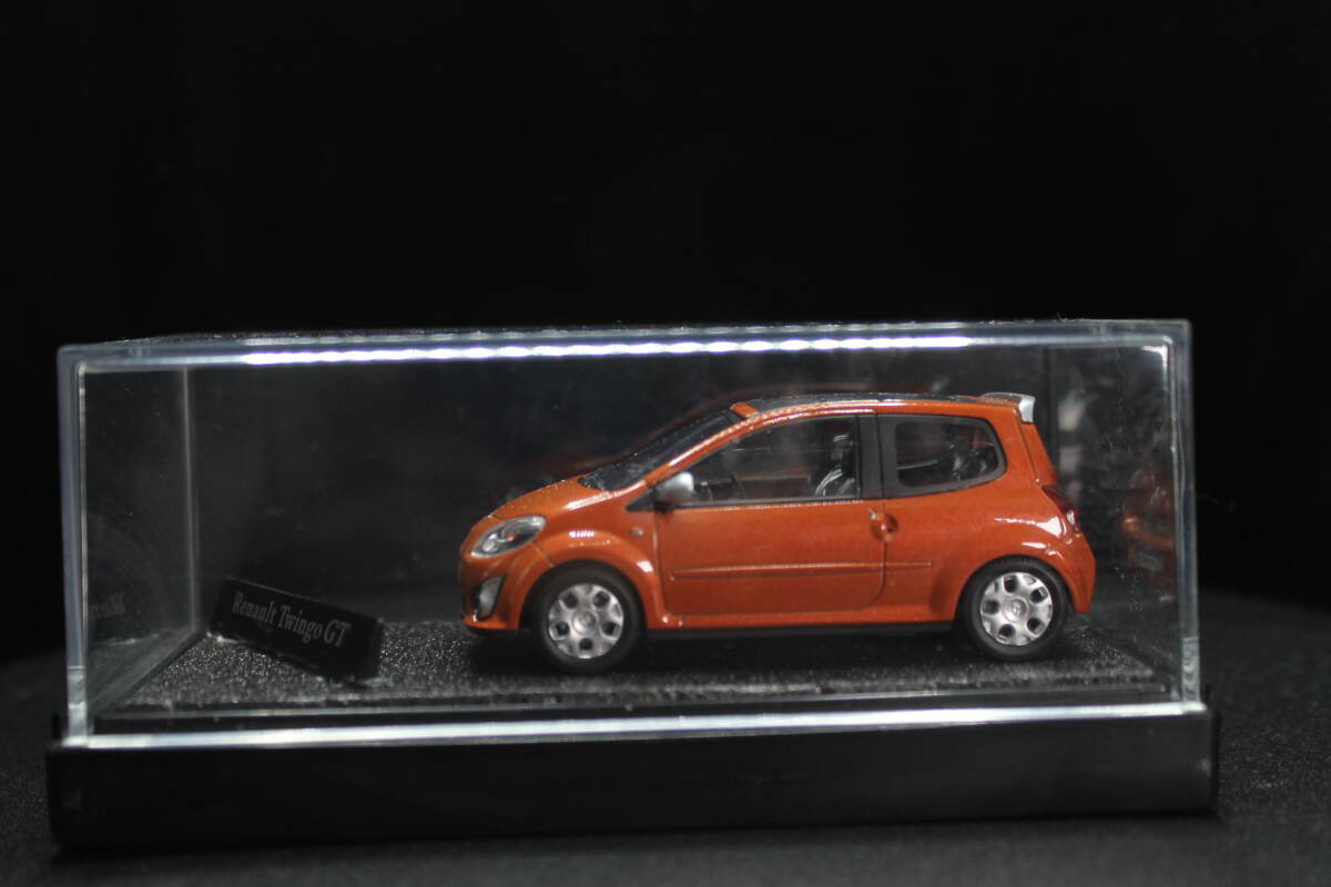 Hongwell? 1/43 Renault Twingo GT Hongwell? 1/43 Renault Twingo GT