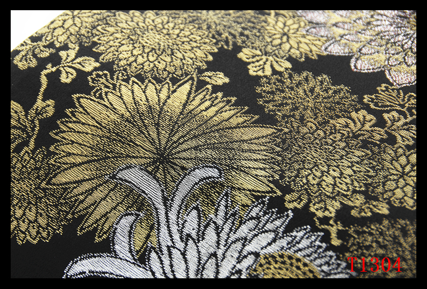 蔵【T1304】厳選逸品 縮緬 菊紋 黒色 黒色地 気品豊かに 正絹高級美術名古屋帯 ◇検簪着物袋帯和装小物帯締め_画像6
