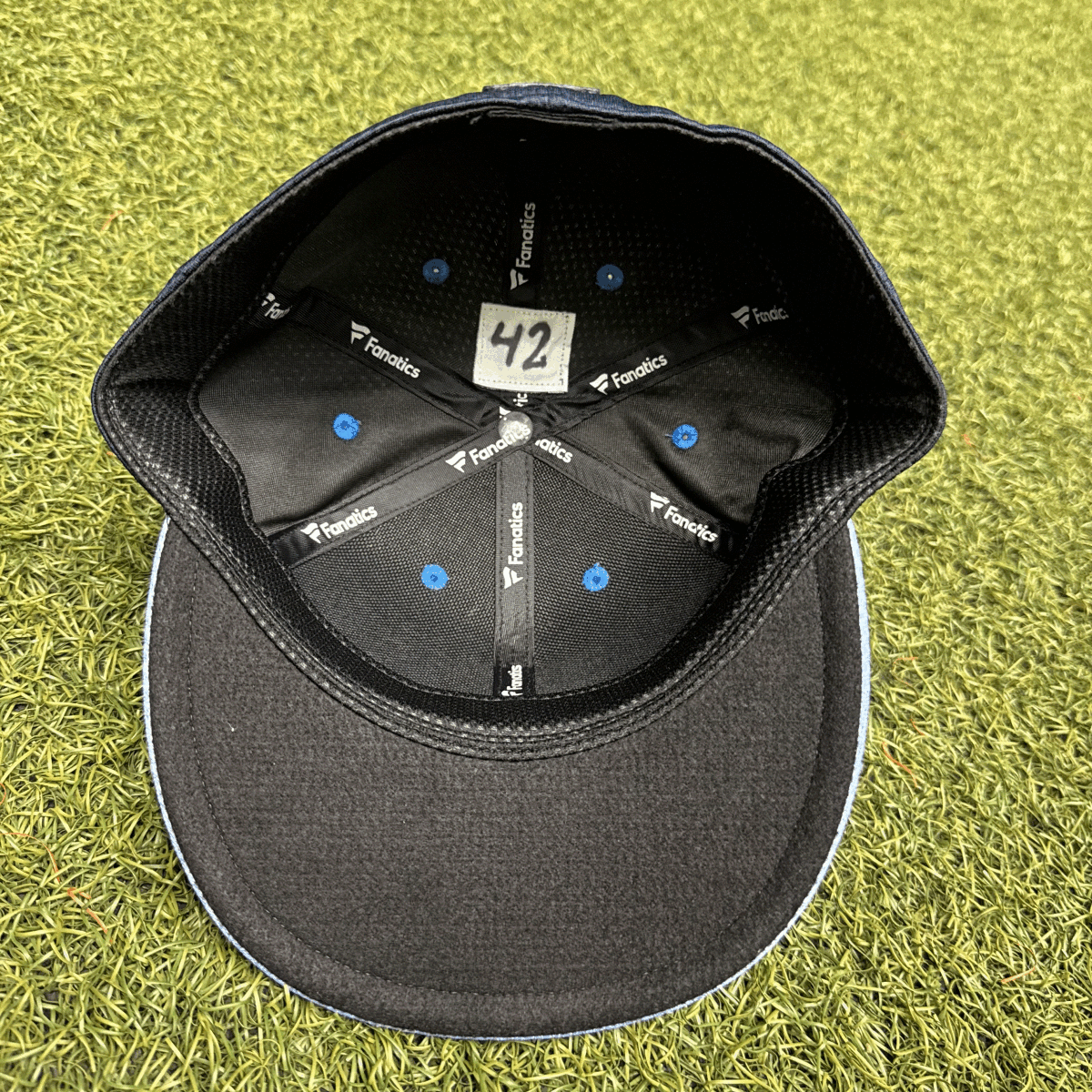 【チャリティ】埼玉西武ライオンズ ボー・タカハシ 投手『ライオンズフェスティバルズ 2025』キャップ（直筆サイン入り）_画像4