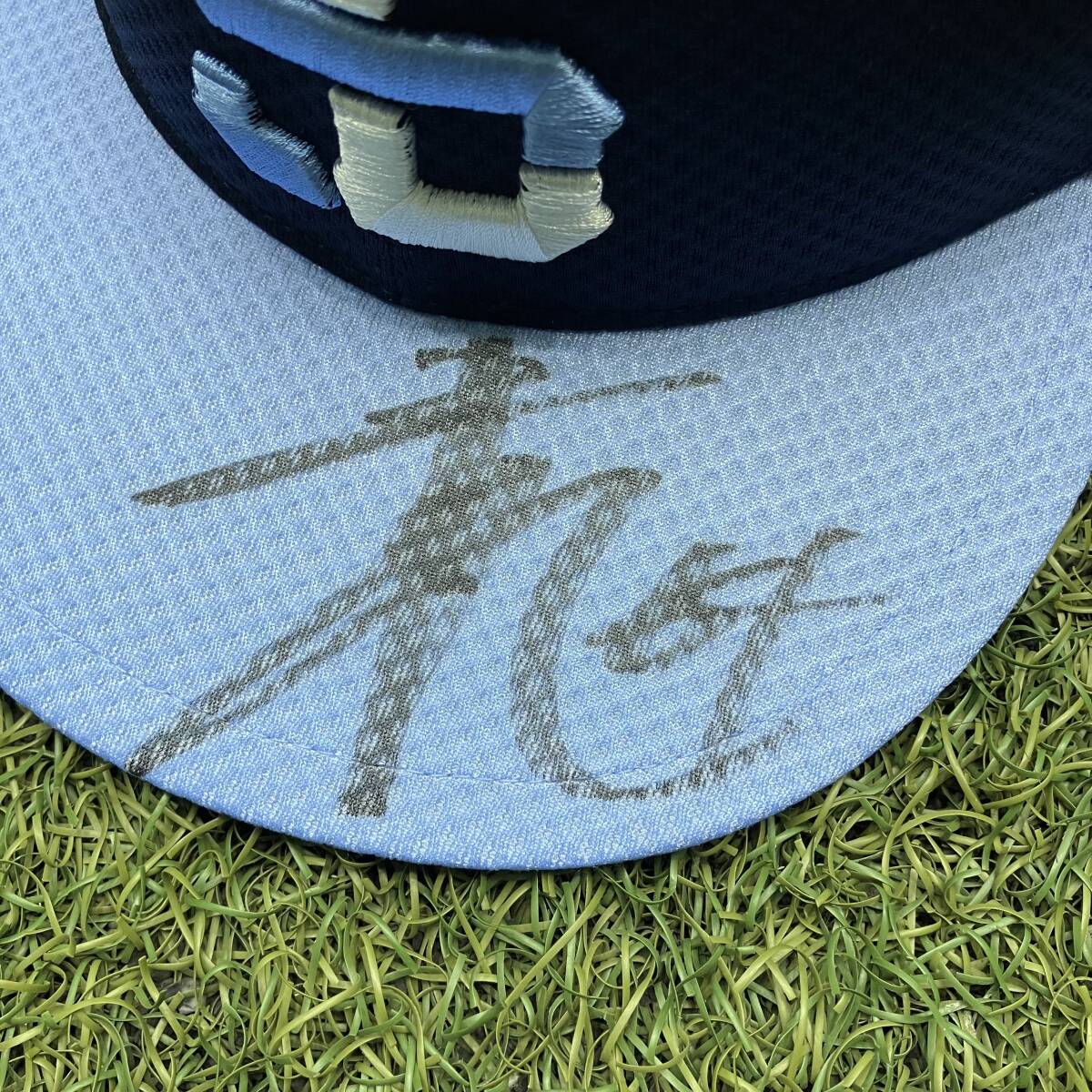 【チャリティ】埼玉西武ライオンズ 龍山暖 選手『ライオンズフェスティバルズ 2025』キャップ(直筆サイン入り)_画像2