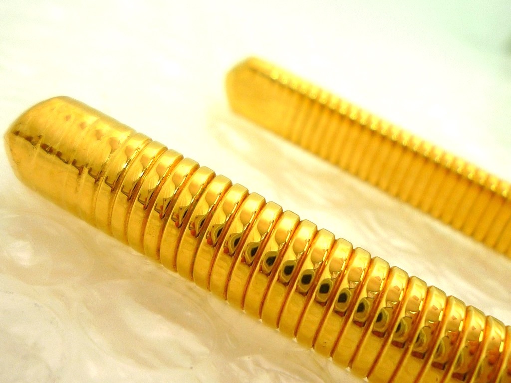 オルゴンリング ピンセット ゴールド 大サイズ 波動 生命エネルギー 共鳴 リングソーマセラピー イヤシロチ 美品 オルゴン越野 整体 整骨院_画像5