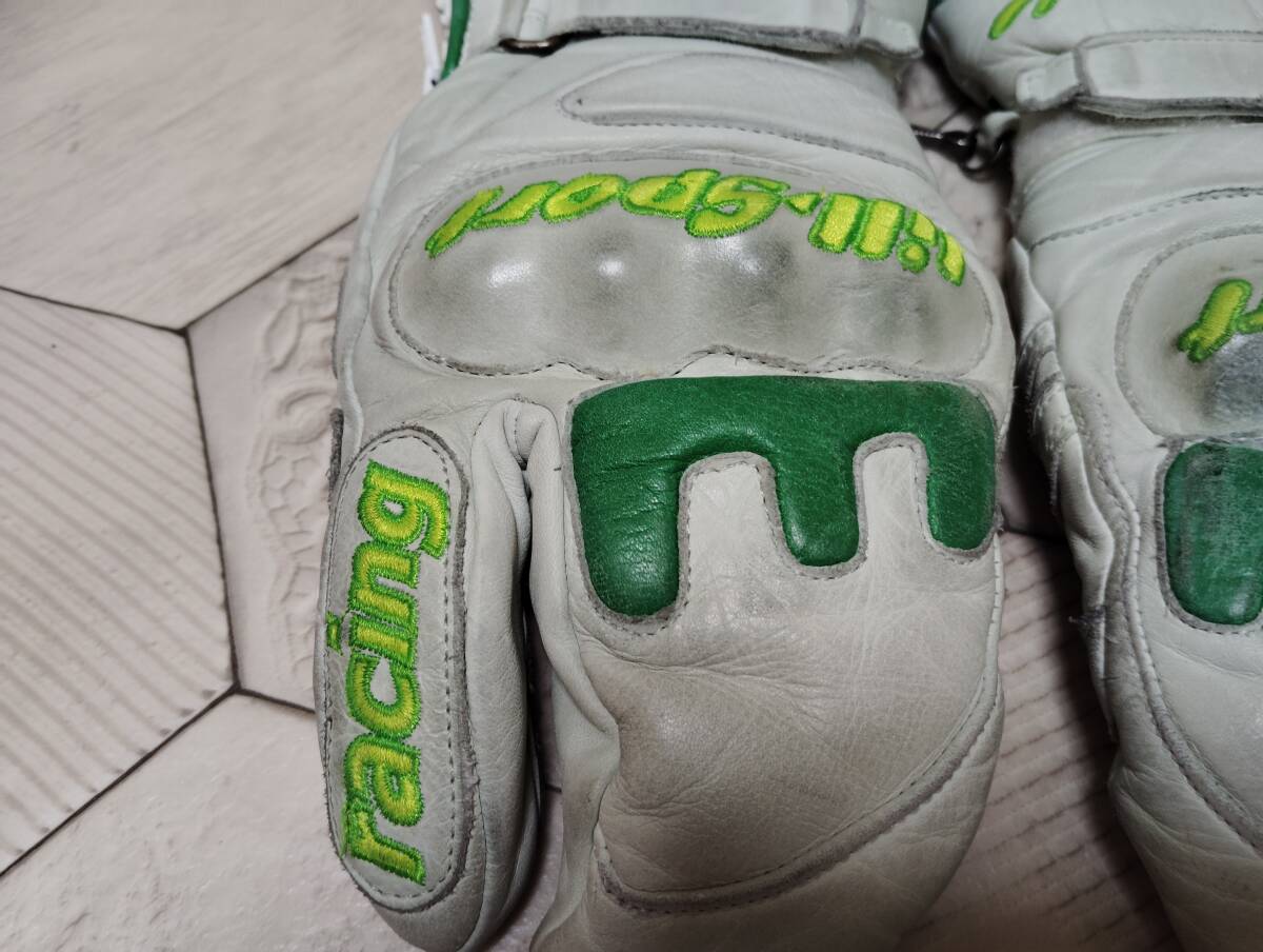 lill sport リルスポーツ　佐々木明モデル　競技用パッド入り３本指レーシンググローブ　サイズ８_画像4