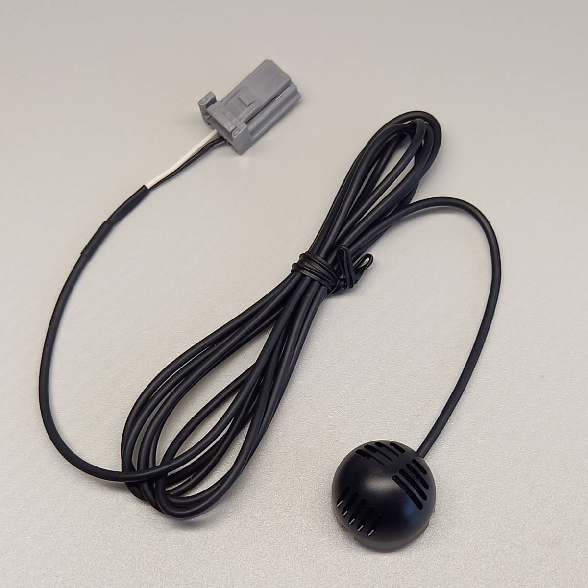 【新品】日産純正ナビ ハンズフリーマイク MM114D/MM115D/MM316D/MM317D/MM318D/MM319D/MM516D/MM517D/MM518D【パナソニック純正部品】_画像2