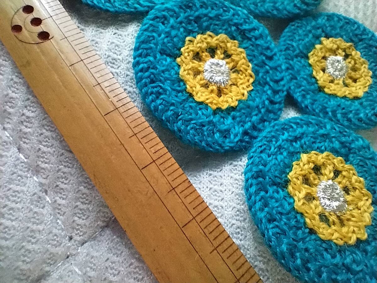 花モチーフ/円形モチーフ/7個セット◆青トルコブルー/黄色イエロー/編み/ミニ/ハンドメイド材料/手芸パーツ/ワッペン_画像2