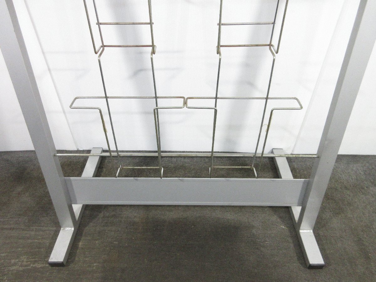 激安 A4サイズ パンフレット置き 8か所 高さ1565mmX幅760mmX奥行465mm 売り切り_画像4