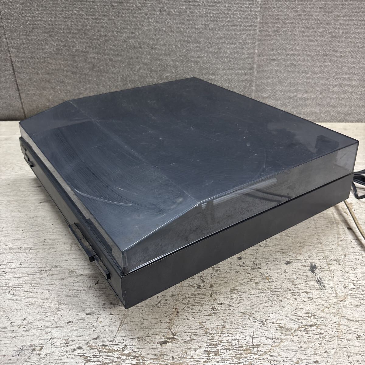 RD10-184 激安 AIWA PX-E800 STEREO FULL AUTOMATIC TURNTABLE SYSTEM レコードプレーヤー 通電OK 中古現状品 ※3回再出品で処分_画像5