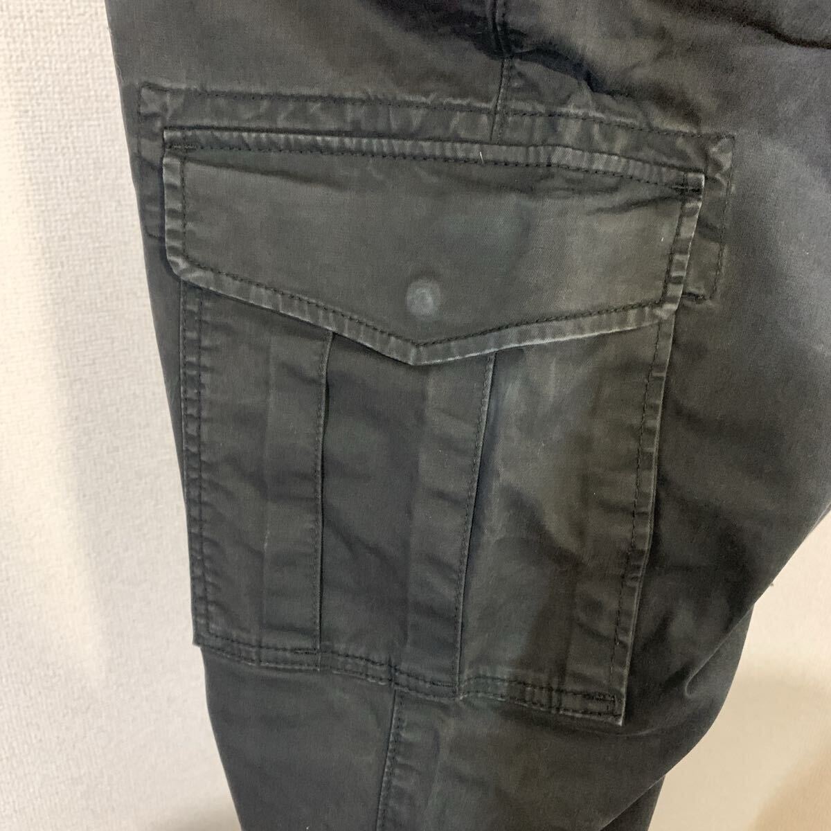 UNIQLO ユニクロ / カーゴパンツ / サイズ:32 / 色:ブラック_画像3
