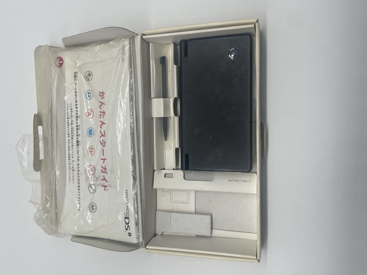 ニンテントー DSI BLACK 箱付き　ジャンク品_画像2
