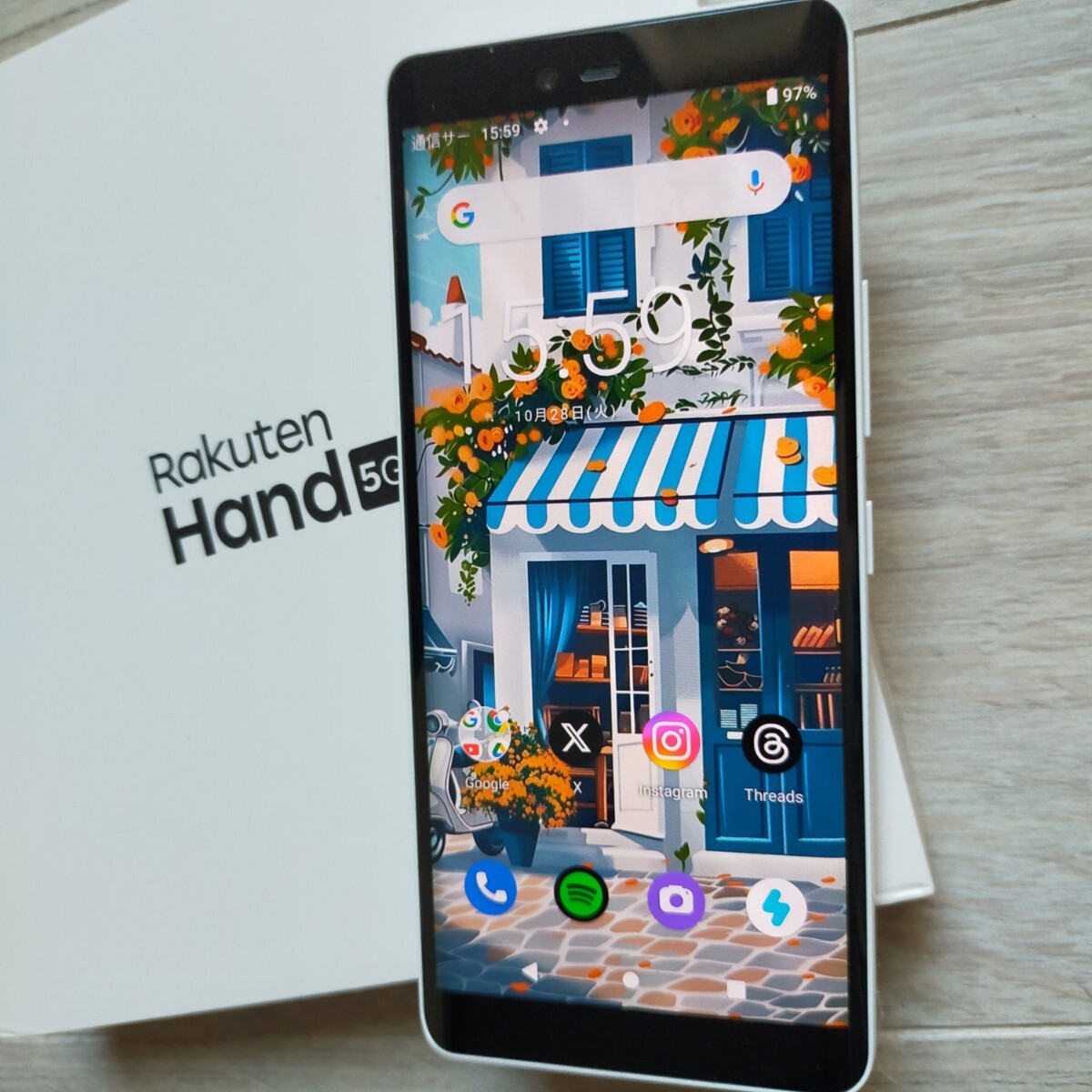 「Rakuten Hand 楽天ハンド 5G」　ホワイト　割と綺麗かと思います。　 RAM4GB.ROM128GB　デュアルSIM　SIMフリー　 esim 　_画像1