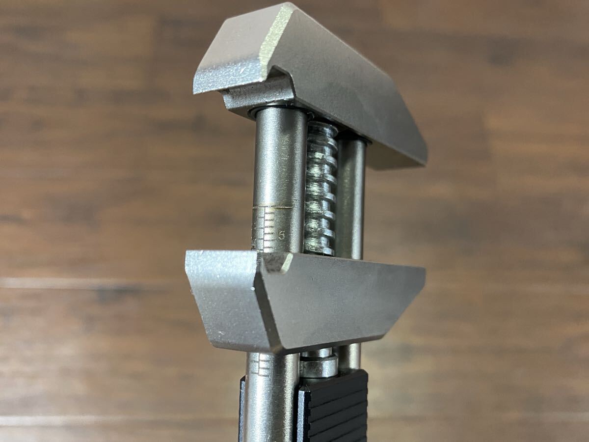♪♪METMO モンキーレンチ 人間工学に基づいた操作 絶版品 全長約18cm ゆうパケット発送♪♪_画像4