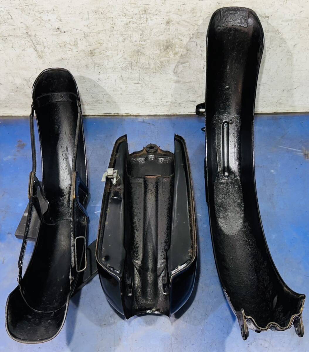 CD50 CD90 タンク前後フェンダーセット_画像7