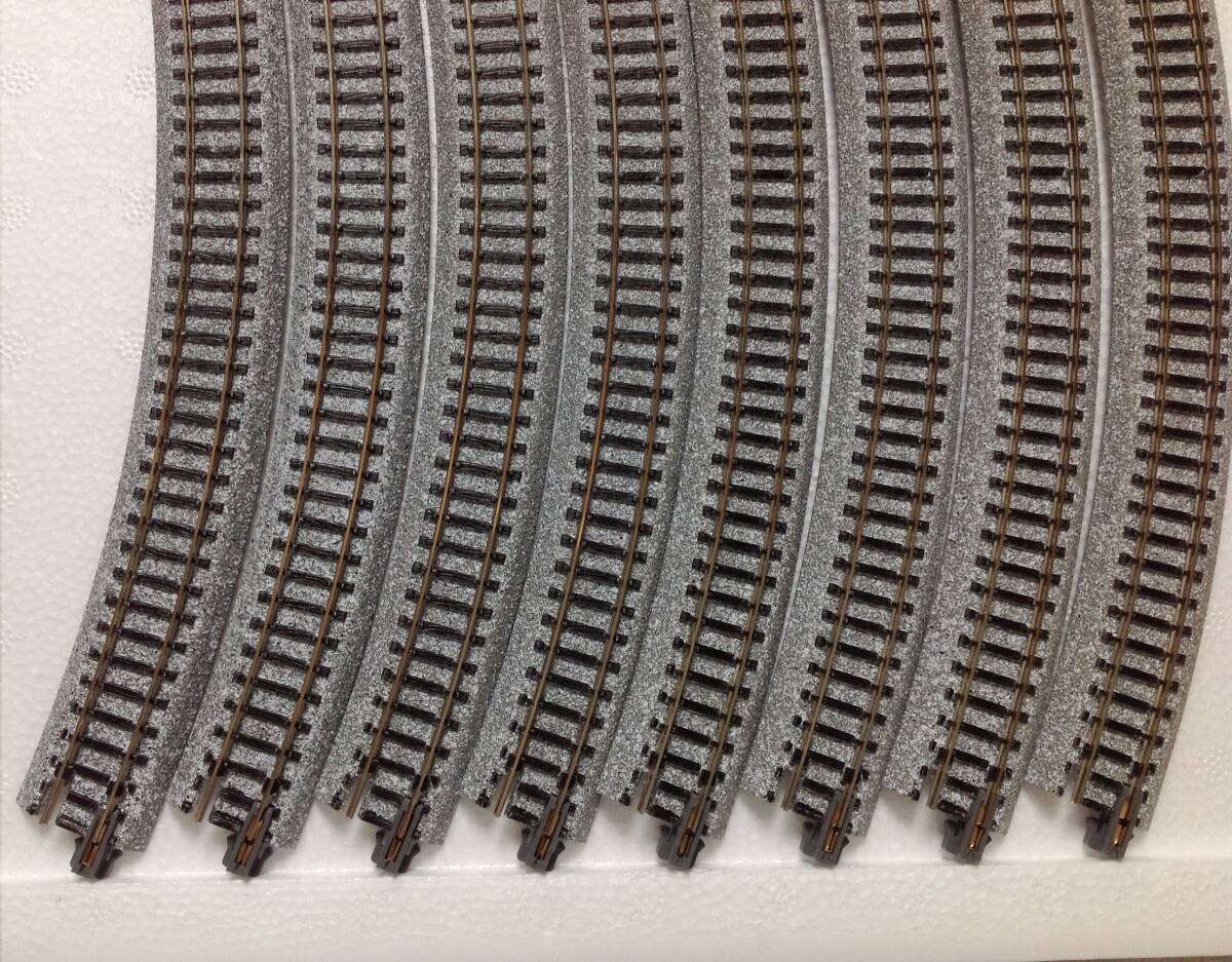 KATO R315-45 曲線線路 8本セット 中古品 その2 旧製品(バラストが塗装表現) レール清掃 走行確認済_画像3
