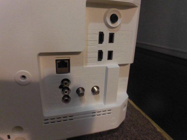 送料安い♪ SHARP 2T-C19DEW 関東近県 JR駅改札内配達無料 リモコン 取説 B-CASカード 即決12800円 _画像8