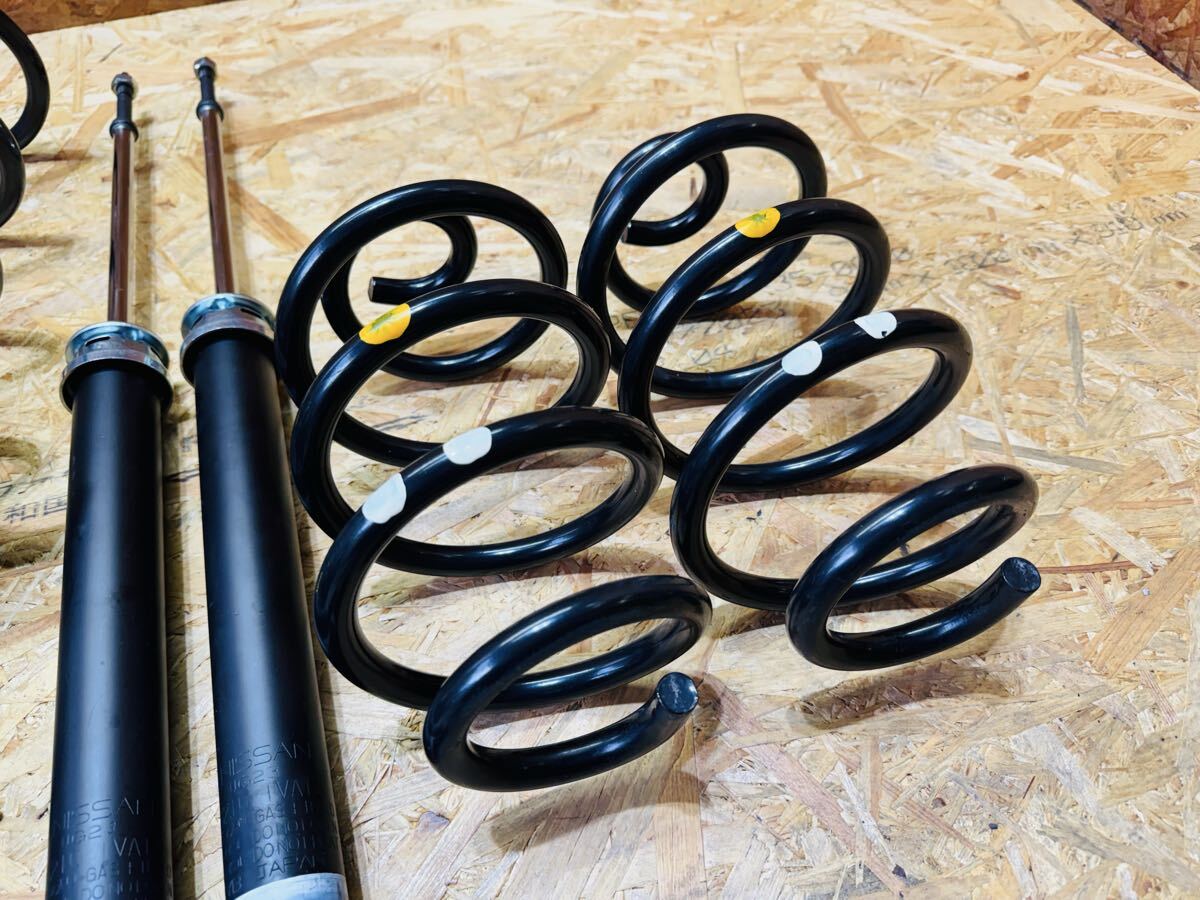 * прекрасный товар *NISSAN Nissan Ниссан C26 Serena оригинальный подвеска подвеска комплект амортизатор 54302 1VA1A 56210 1VA1A